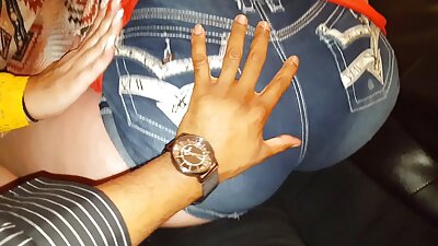 การช่วยตัวเองเป็นครั้งแรกในแคมกับคนอื่น ๆ ที่ดูฉันมีจุดสุดยอด