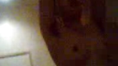 Silke aus Chemnitz บาสก์ซาตินสีแดงและถุงน่อง vibrator ถึงจุดสุดยอด